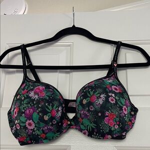 Victoria's Secret Black Floral Bra - NEW